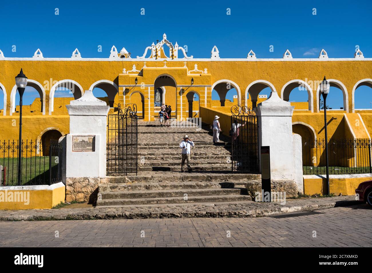 Il Convento di San Antonio o Sant'Antonio da Padova fu fondato nel 1549 e completato nel 1562. Fu costruito sulla base di una grande piramide Maya. Foto Stock