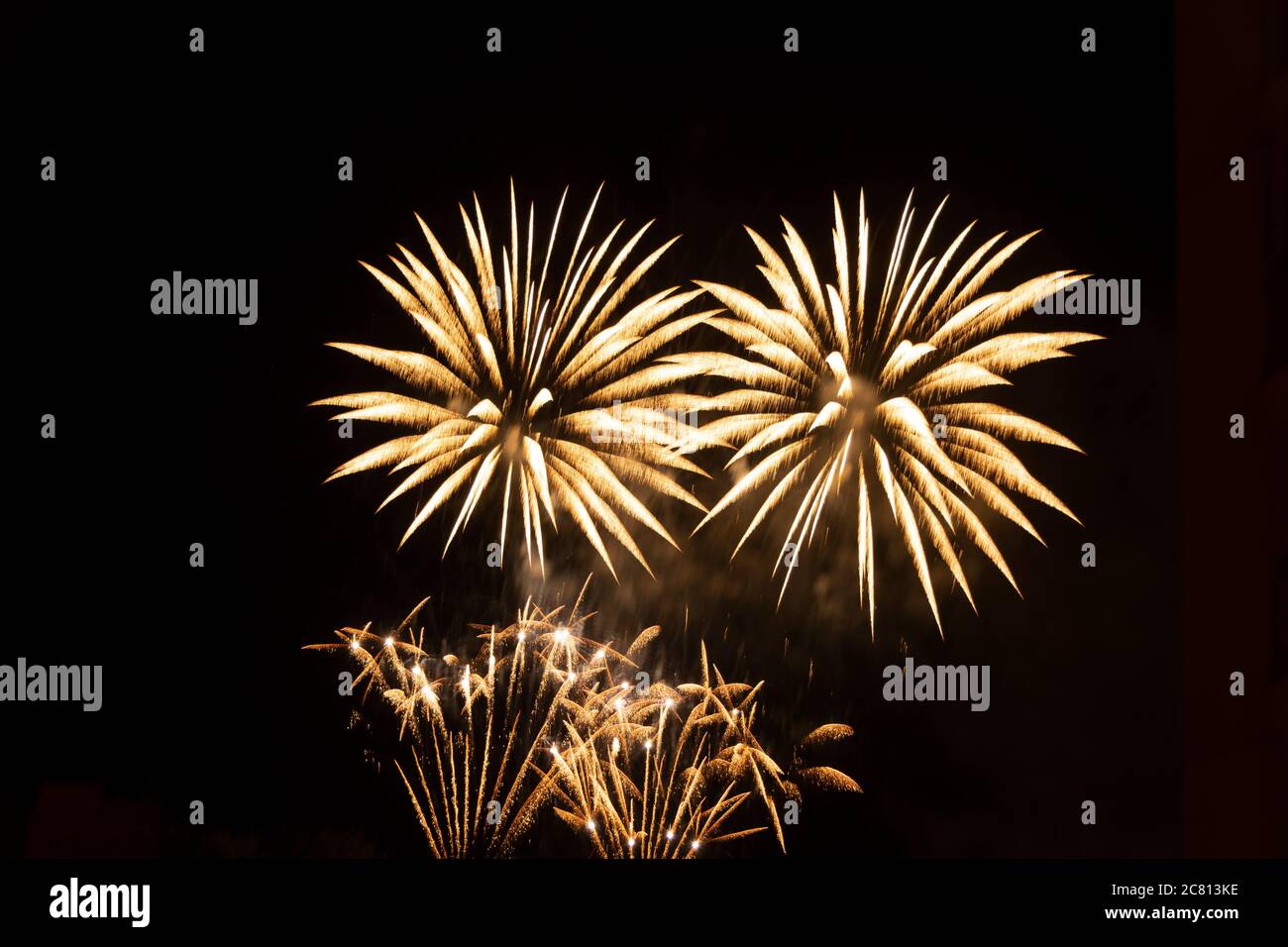 Fuochi d'artificio illuminano il 14 luglio, bastille giorno in Francia Foto Stock