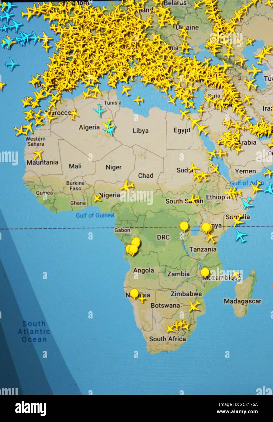Traffico aereo sopra l'Africa (20 luglio 2020, UTC 07.42) su Internet con il sito Flightradar 24, durand Europeing the Coronavirus Pandemic Foto Stock