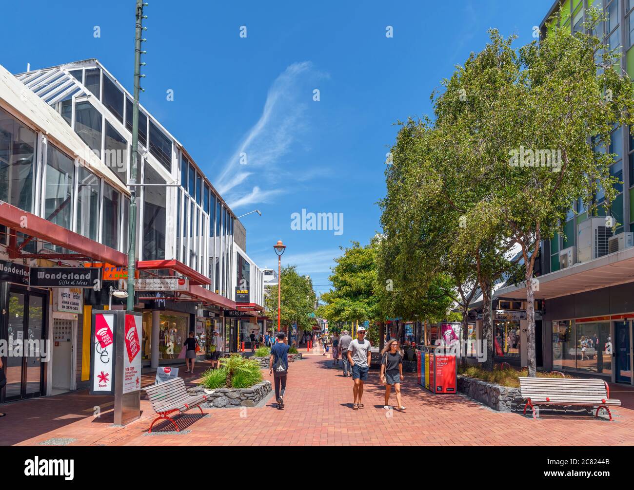 Negozi, bar e caffè in Cuba Street, Wellington, Nuova Zelanda Foto Stock