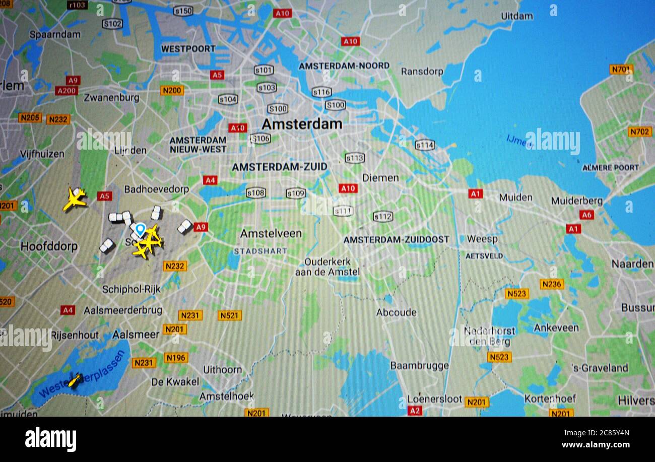 Traffico aereo su Amsterdam aera, (20 luglio 2020, UTC 18 24), su Internet con il sito Flightradar 24, durante il Coronavirus Pandemic Foto Stock