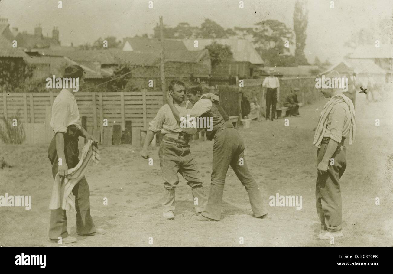Uomini lotta 1910s Foto Stock