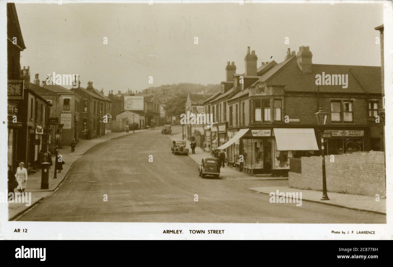 Town Street, Arley, Leeds, Yorkshire, Inghilterra. Foto Stock
