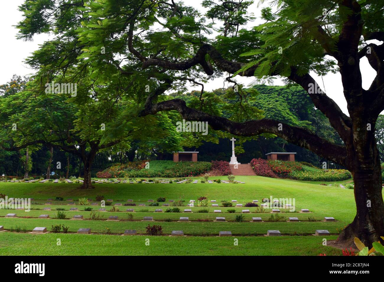 Cimitero della seconda guerra mondiale in Asia meridionale Foto Stock