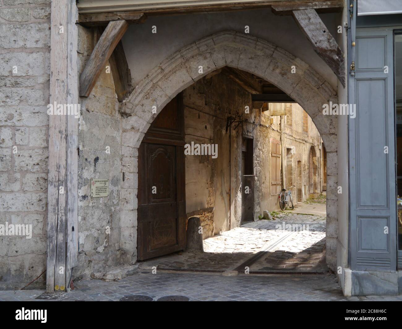 Edifici storici a Chartres, Eure-et-Loire, Francia. Foto Stock