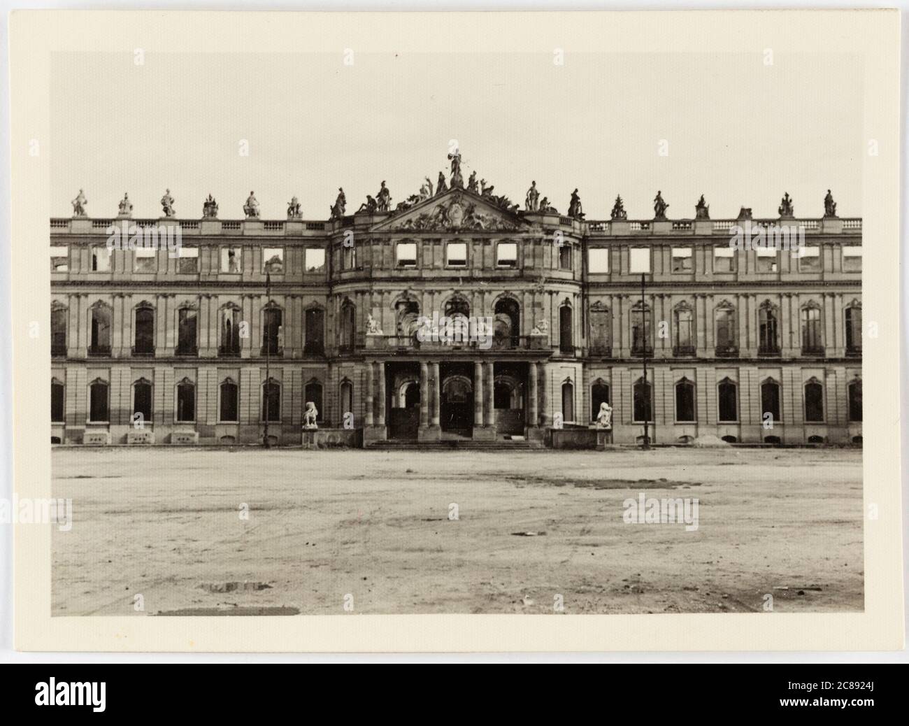 Bombardato il Palazzo del Re, Stoccarda, Germania, settembre 1950 Foto Stock