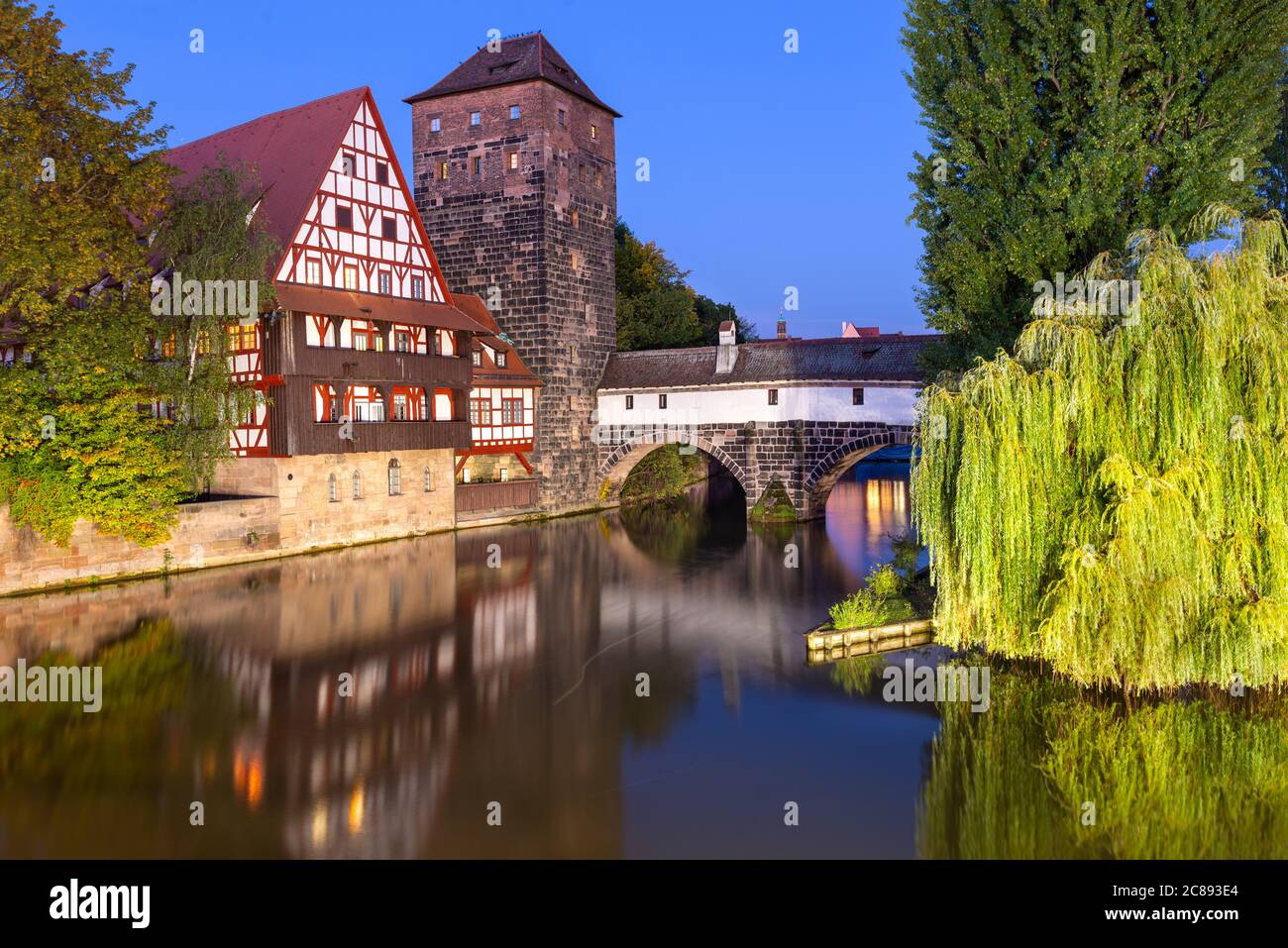Norimberga, Germania, al tramonto sul ponte di Hangman. Foto Stock