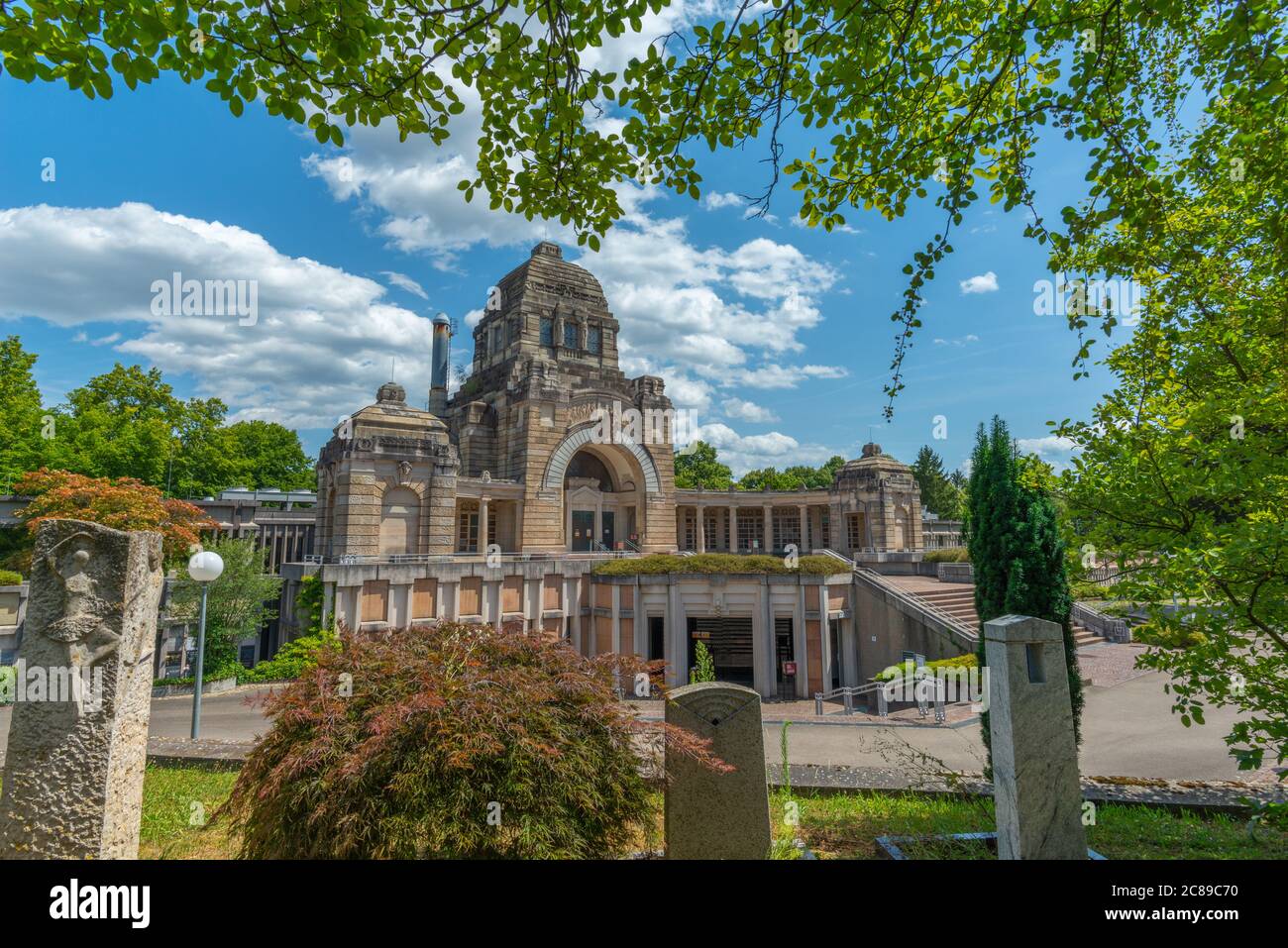 Mausoleo all'interno del Pragfriedhof o del Cimitero di Prag,´s capitale dello stato Stoccarda, Baden-Württemberg, Germania del Sud, Europa Foto Stock