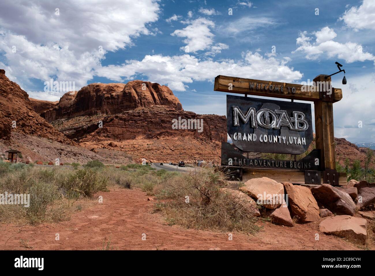 Cartello ufficiale di benvenuto dell'autostrada per la città di Moab, Grand County, Utah Foto Stock