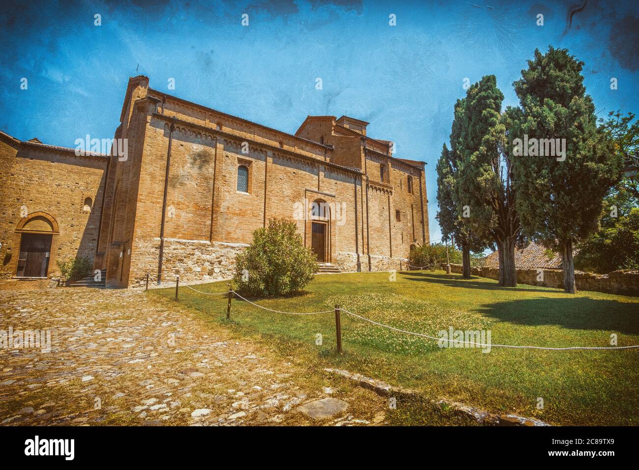 chiesa in italia effetto fotografico - Monteveglio - Bologna Foto Stock