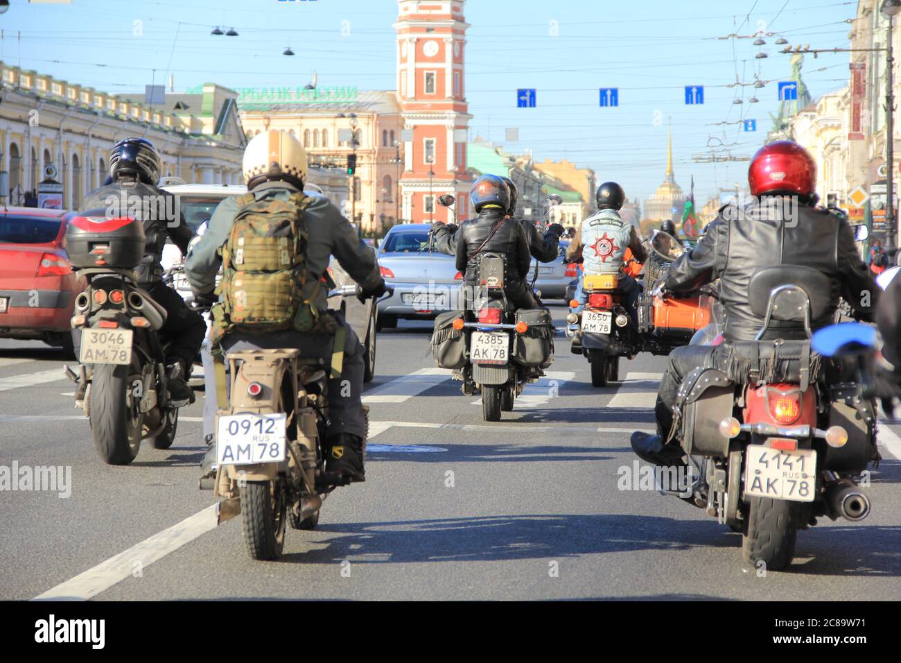 Chiusura della stagione motociclistica da parte dei motociclisti della città.ci sono migliaia di motociclisti in città Foto Stock