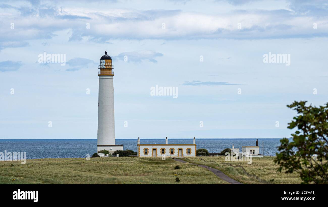 Il faro di Barns Ness sulla costa orientale della Scozia si trova a 3 miglia da Dunbar ed è stato costruito dai fratelli Stevenson tra il 1899 e il 1901 Foto Stock