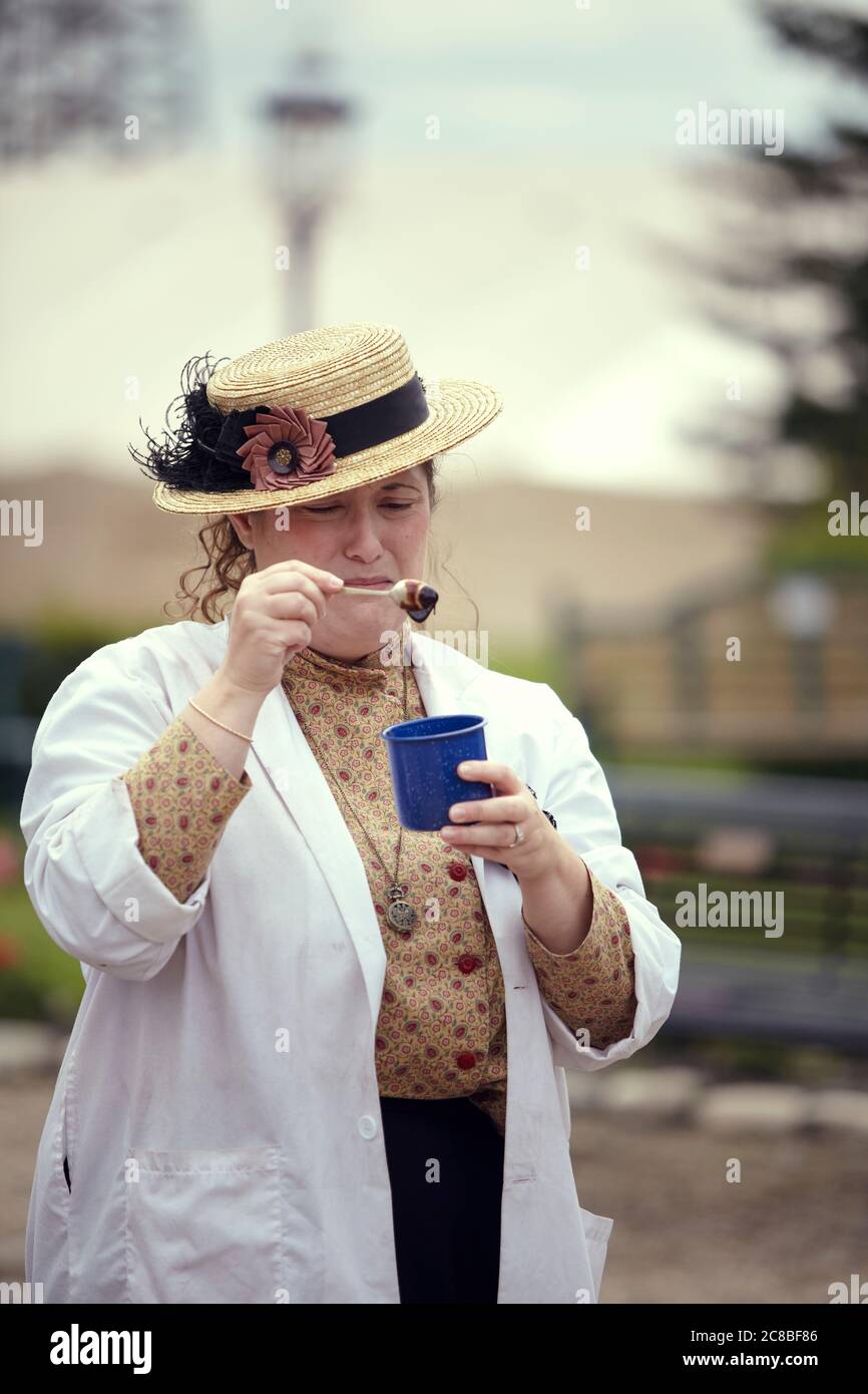 Heritage Park è un'esperienza vivente e dal vivo nella storia di Calgary. Un luogo perfetto da visitare durante il viaggio attraverso l'Alberta meridionale. Foto Stock