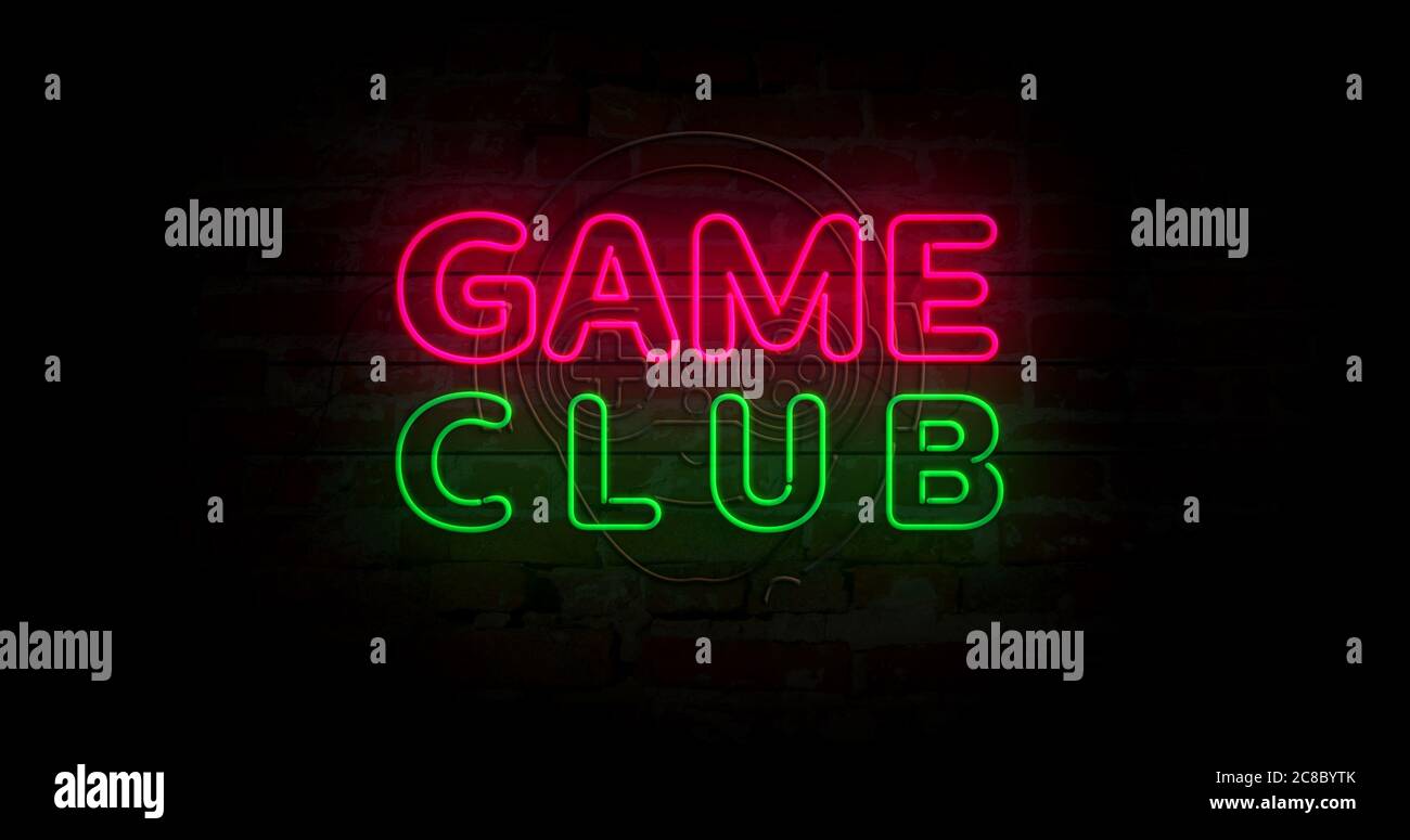 Game club con simbolo del giocatore simbolo del neon sulla parete di mattoni. Lampadine con videogiochi ed eSport. Illustrazione concettuale astratta. Foto Stock