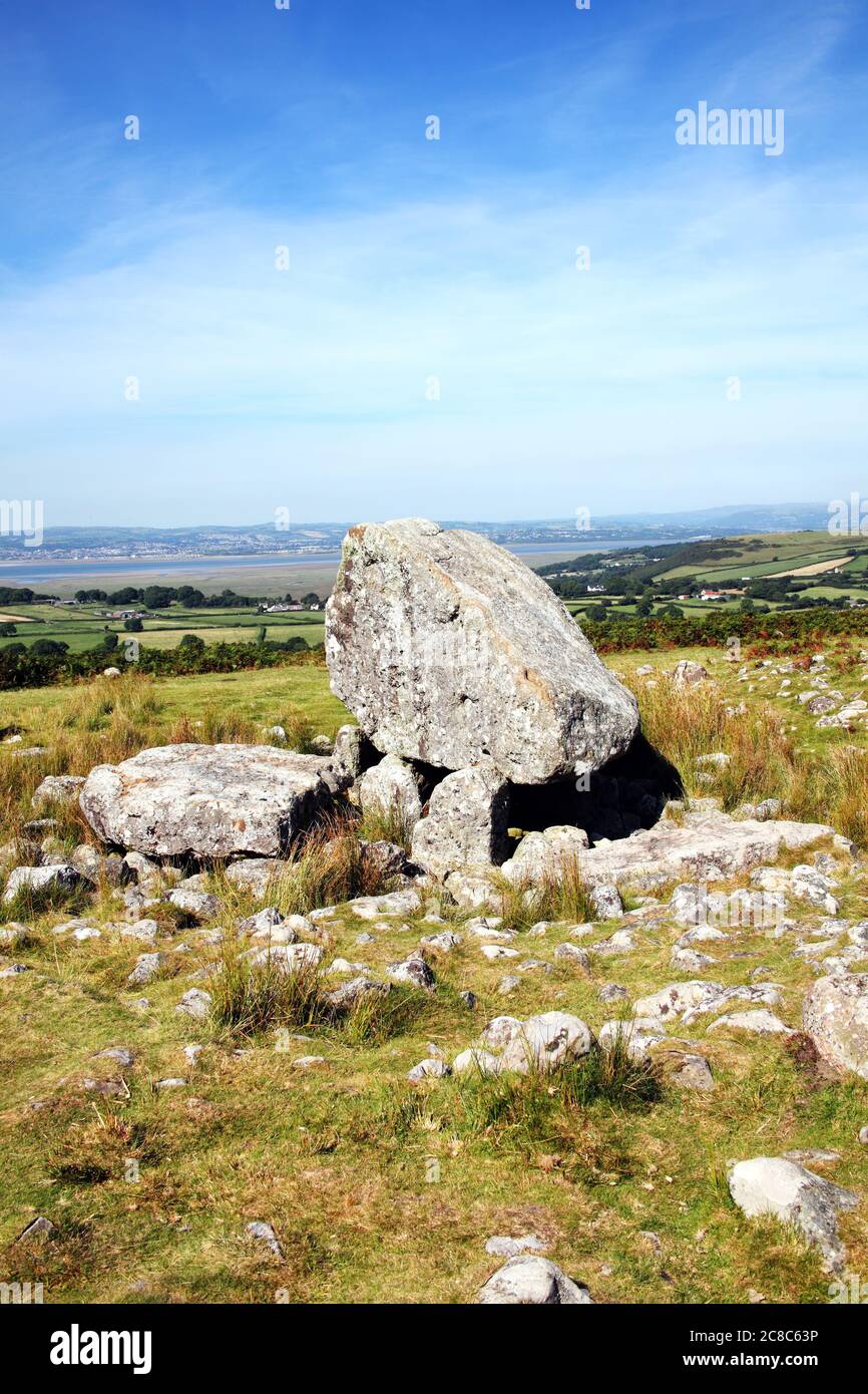 Arthur's Stone sul Gower Wales UK una camera di sepoltura neolitica che è una popolare destinazione di viaggio punto di riferimento stock foto Foto Stock