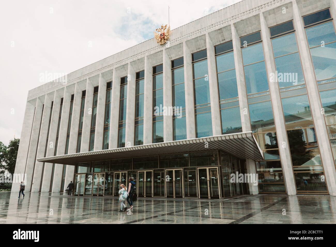 Il Palazzo del Cremlino di Stato, precedentemente e non ufficialmente meglio conosciuto come il Palazzo del Congresso del Cremlino Foto Stock