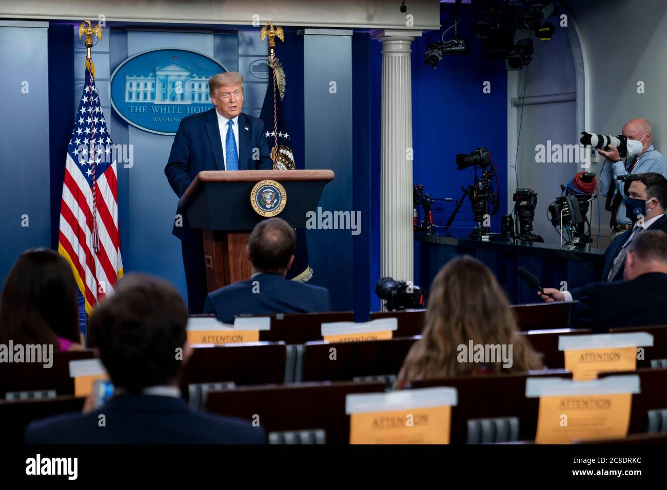Washington, Stati Uniti d'America. 22 luglio 2020. Washington, Stati Uniti d'America. 22 luglio 2020. Il presidente degli Stati Uniti Donald Trump ha espresso commenti durante un briefing aggiornato sulla COVID-19, pandemia di coronavirus nella Briefing Room della Casa Bianca 22 luglio 2020 a Washington, DC Credit: TIA Dufour/White House Photo/Alamy Live News Foto Stock