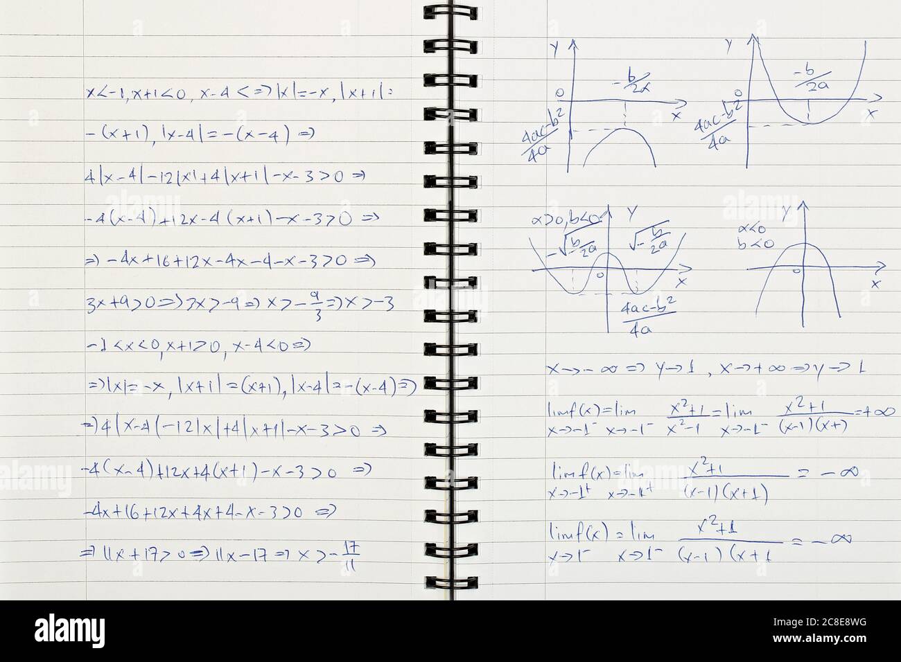 Notebook con manoscritta di equazioni matematiche Foto Stock