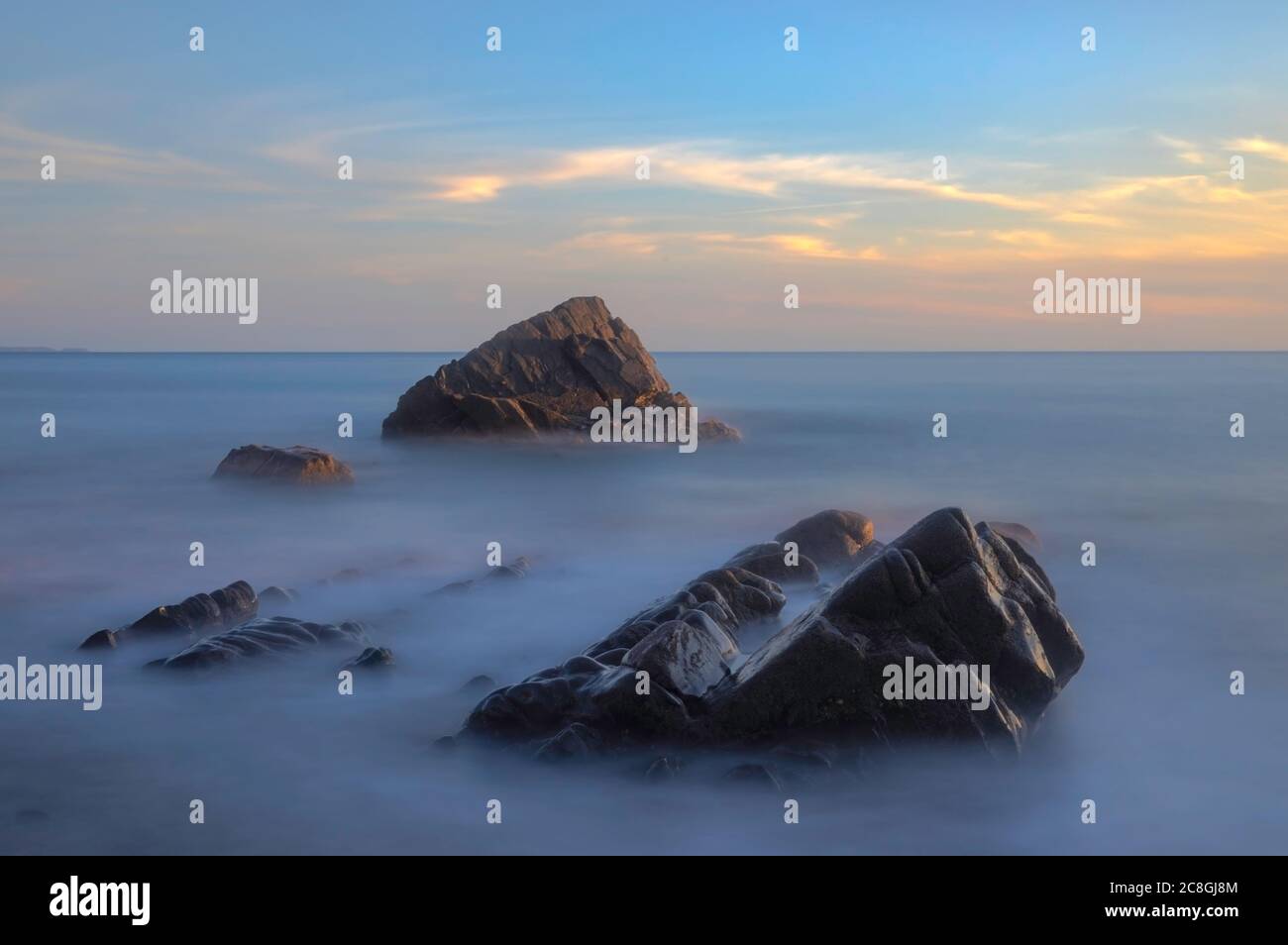 Lunga esposizione Sandymouth Bay Cornwall Foto Stock