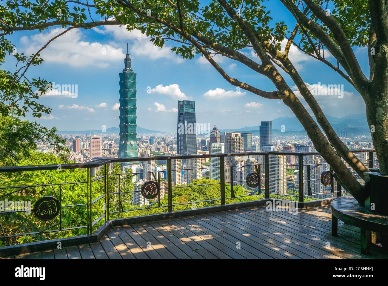 Vista panoramica della città di Taipei a taiwan Foto Stock