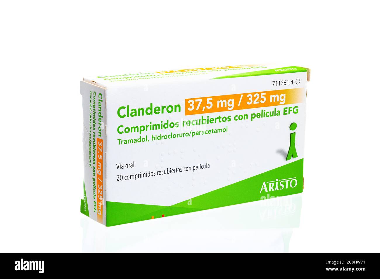 Huelva, Spagna - 23 luglio 2020: Scatola spagnola di Tramadol cloridrato e Paracetamol marchio Clanderon. Questo farmaco è indicato per i sintomi Foto Stock