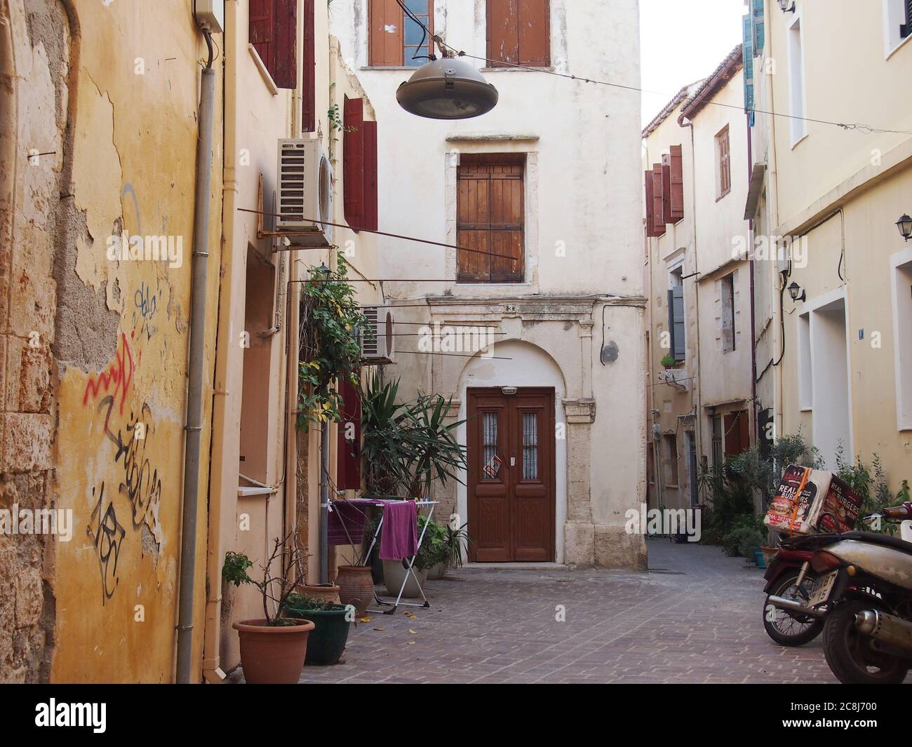 Scena di strada a Chania, Creta Foto Stock