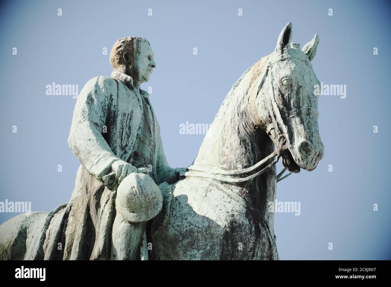 Bruxelles Belgio statua di Re Alberto 1 ( b 1874 - d 1934 ) nel centro della capitale Foto Stock