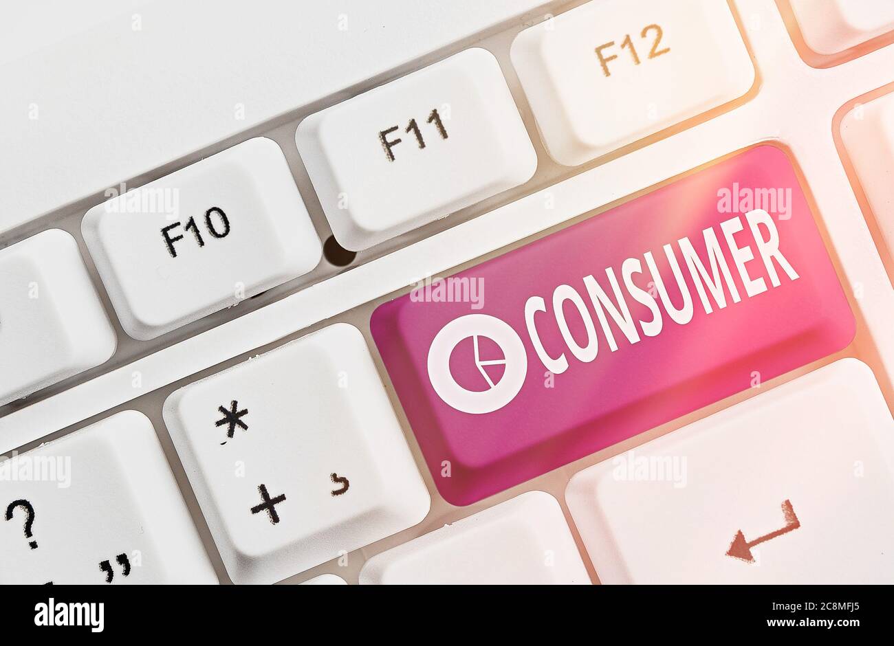 Cartello di testo che mostra il cliente. Testo di foto di affari uno che utilizza i beni economici che sono venduti dai produttori diversi tasti colorati della tastiera con ac Foto Stock