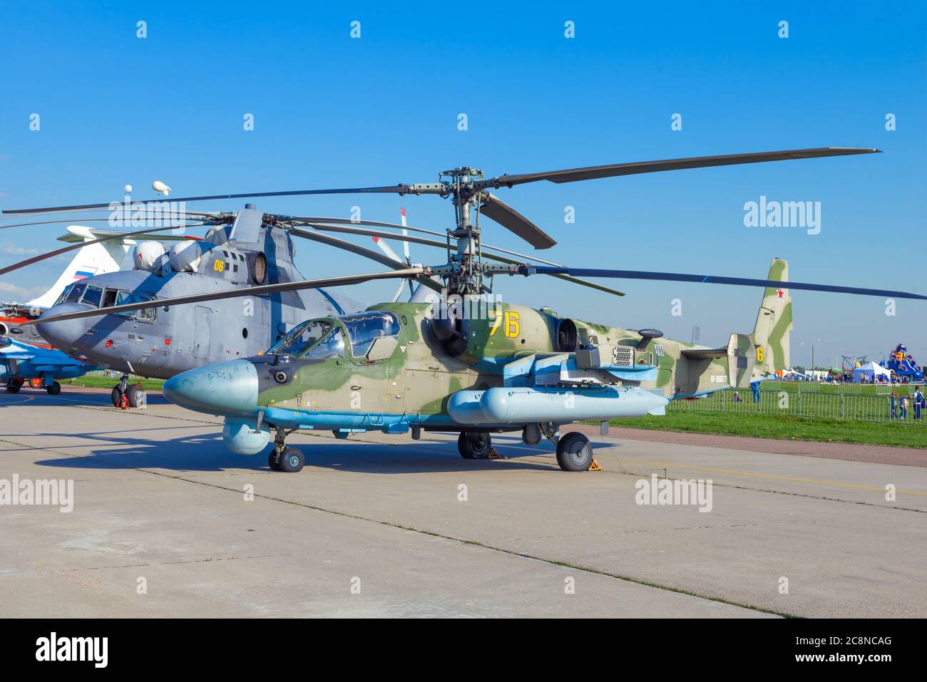 ZHUKOVSKY, RUSSIA - 30 AGOSTO 2020: Attacco russo elicottero Ka-52 al salone aereo MAKS-2019 Foto Stock