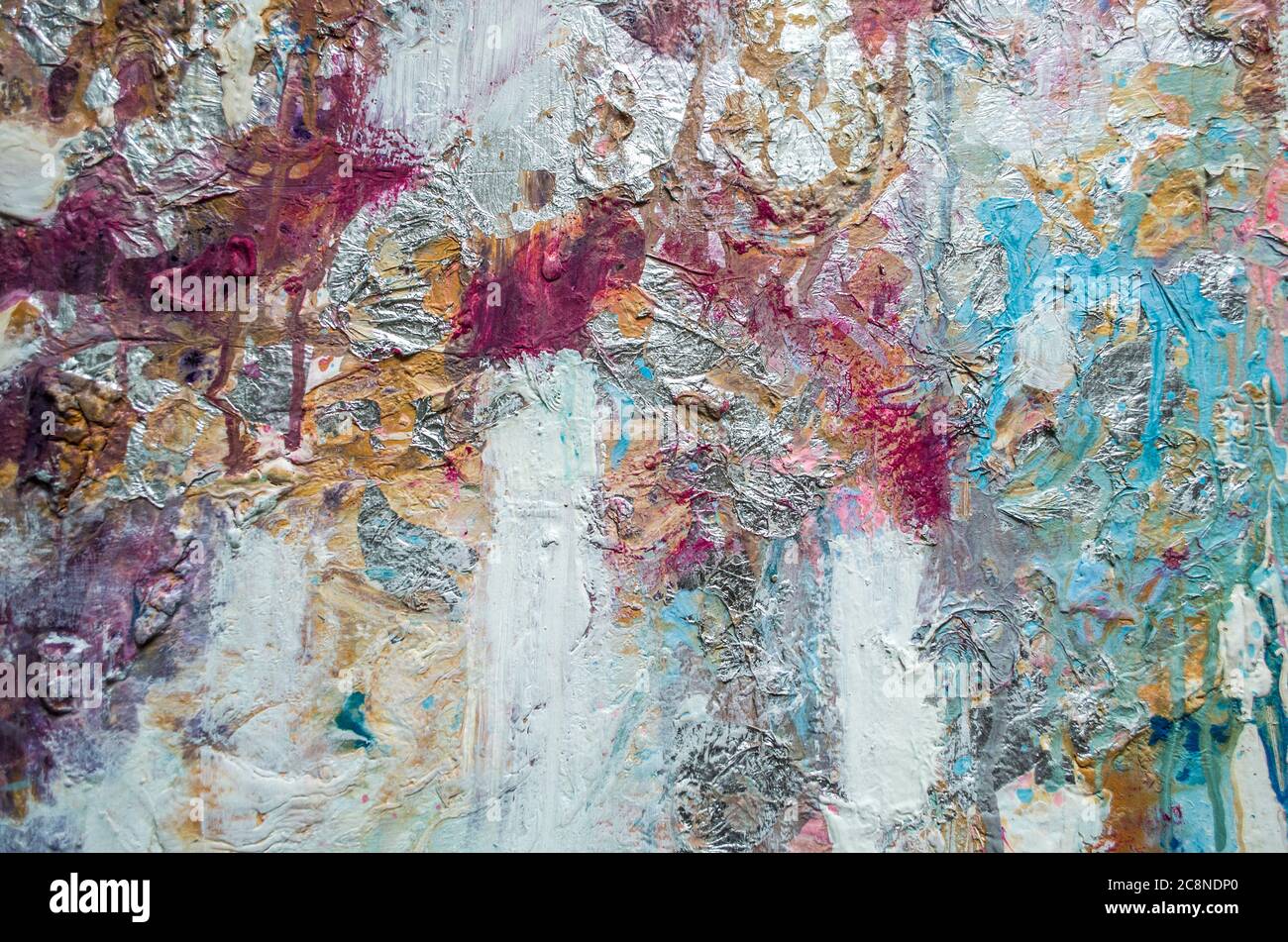 Disegnata a mano di pittura acrilica. L'arte astratta sfondo. Pittura Acrilica su tela di canapa. Colore e struttura. Frammento di opere d'arte. Pennellate di vernice. Ar moderno Foto Stock
