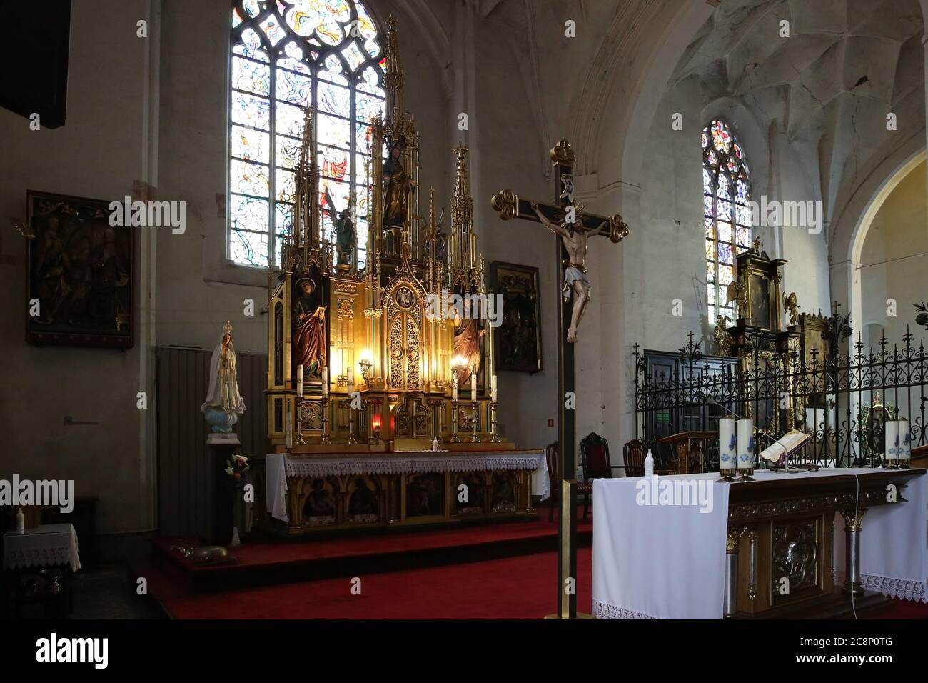 L'interno della casa di Dio per i fedeli cattolici Foto Stock