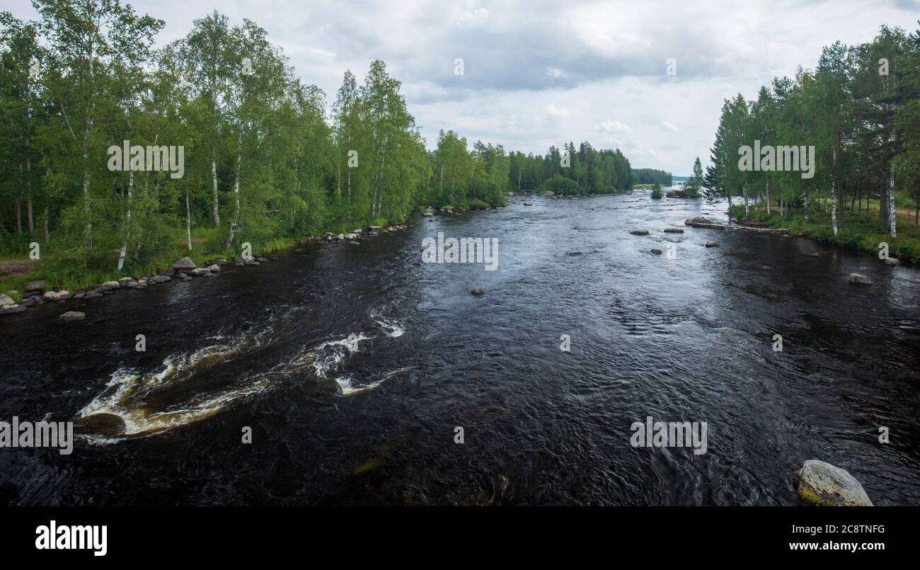 Località di pesca fiume Äyskoski ( Aeyskoskj Ayskoski ) a Lohimaa Tervo Finlandia in estate Foto Stock