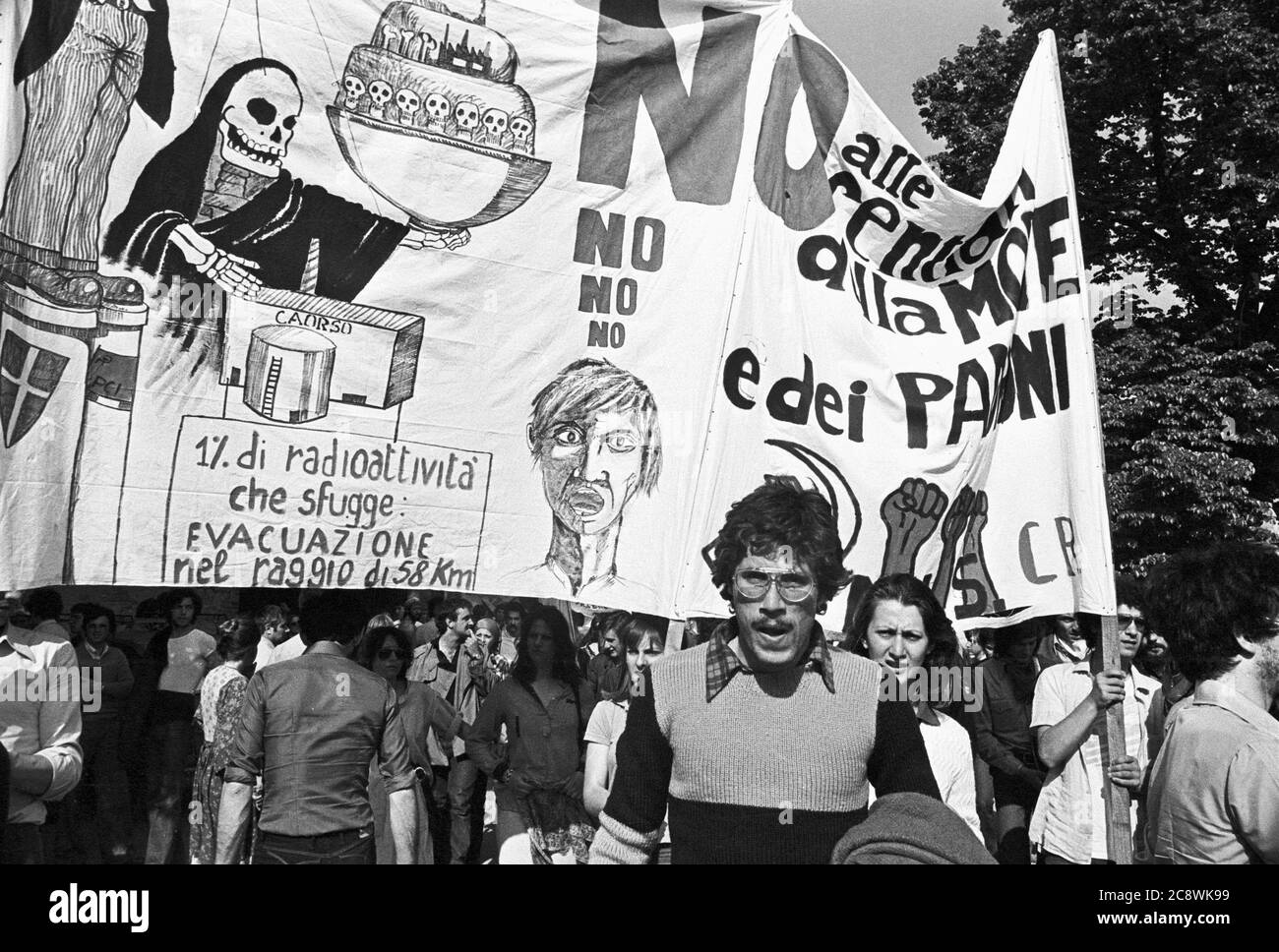 Italia, manifestazione contro la centrale nucleare di Caorso (aprile 1977) Foto Stock