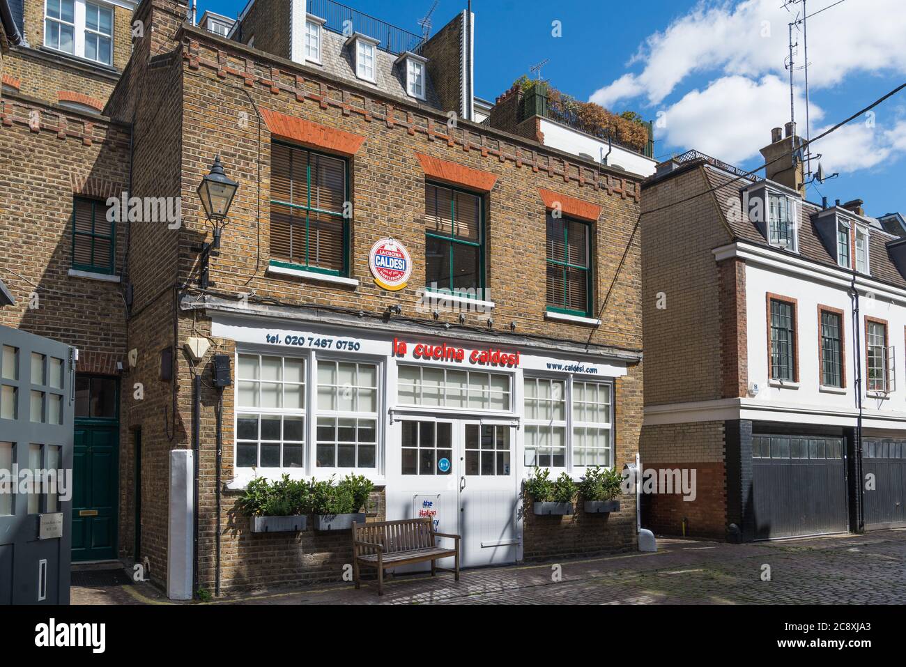 Esterno della Scuola di cucina di la cucina Caldesi a Cross Keys Close, Marylebone, Londra, Inghilterra, UK Foto Stock