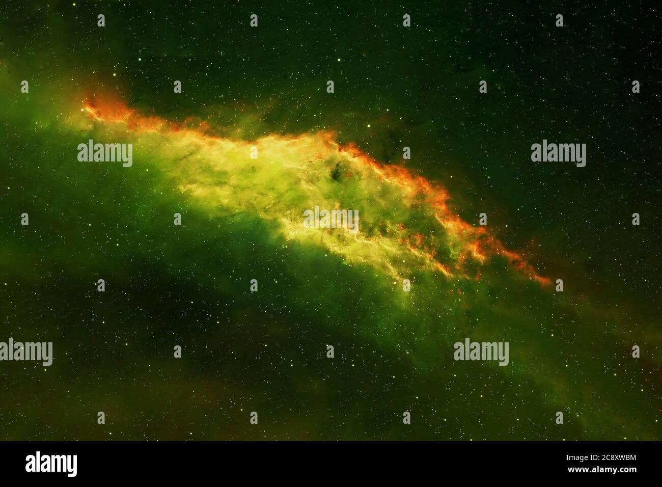 Una galassia verde insolita. Elementi di questa immagine sono stati forniti dalla NASA. Foto Stock