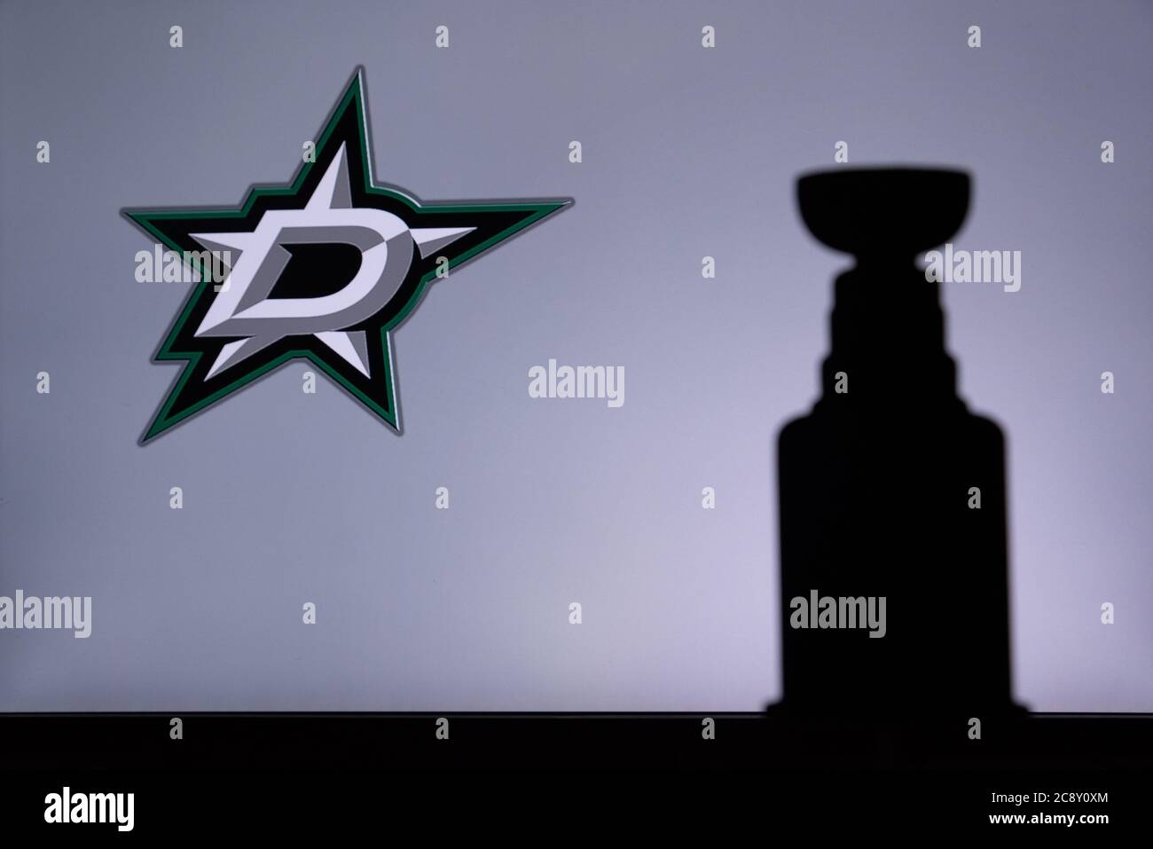 NHL Hockey concept foto. Silhouette della Stanley Cup Foto Stock