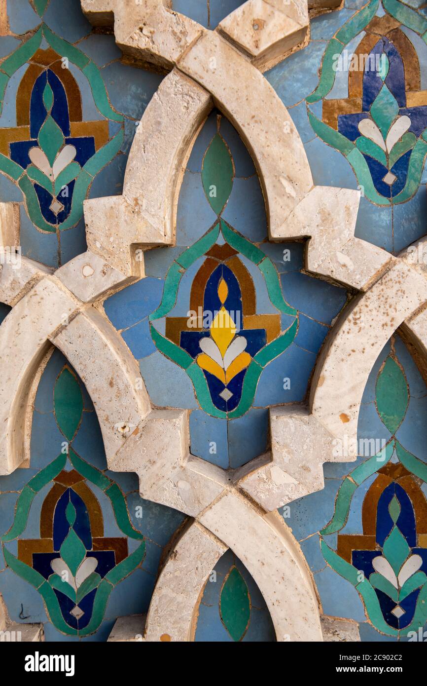 Lavori nella Moschea del Re Hassan II a Casablanca, Marocco Foto Stock