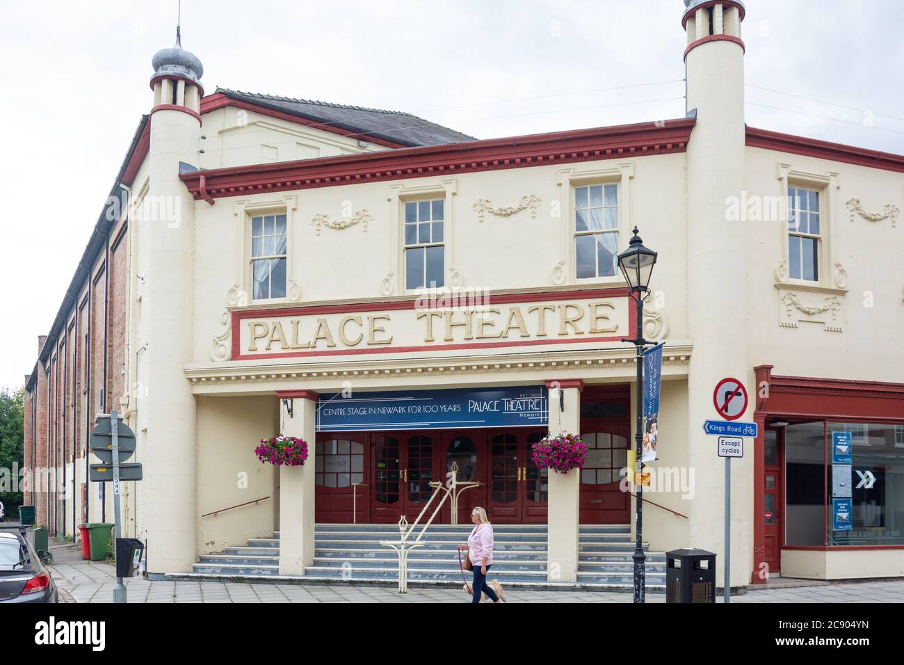 Art Deco Palace Theatre, Appletongate, Newark-on-Trent, Nottinghamshire, Inghilterra, Regno Unito Foto Stock