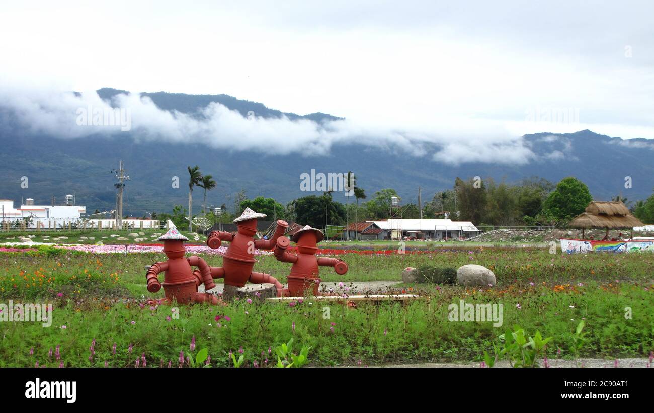 Vista nuvolosa del Parco Culturale Hakka a Taitung, Taiwan Foto Stock