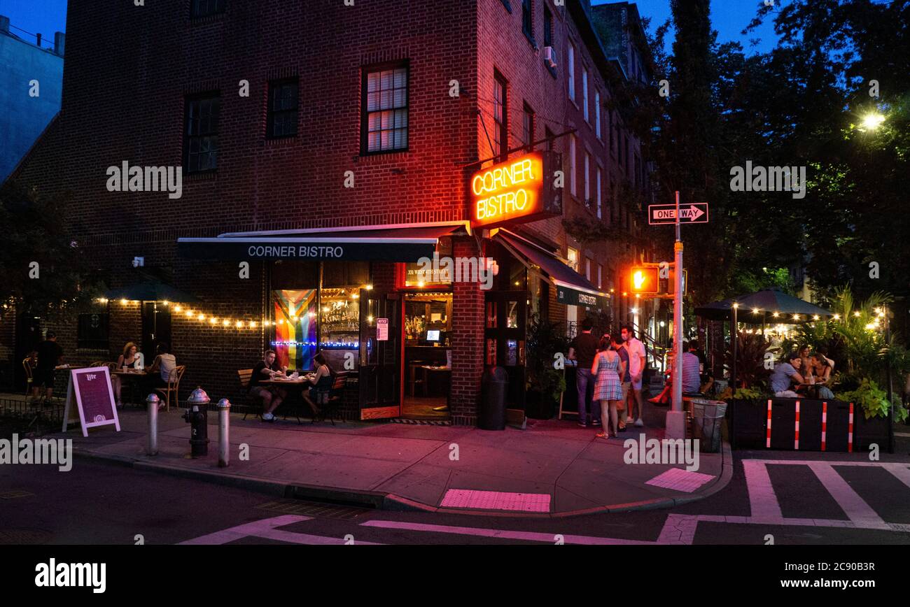 Ristorante all'aperto Dining at Night, New York City, New York, USA Foto Stock