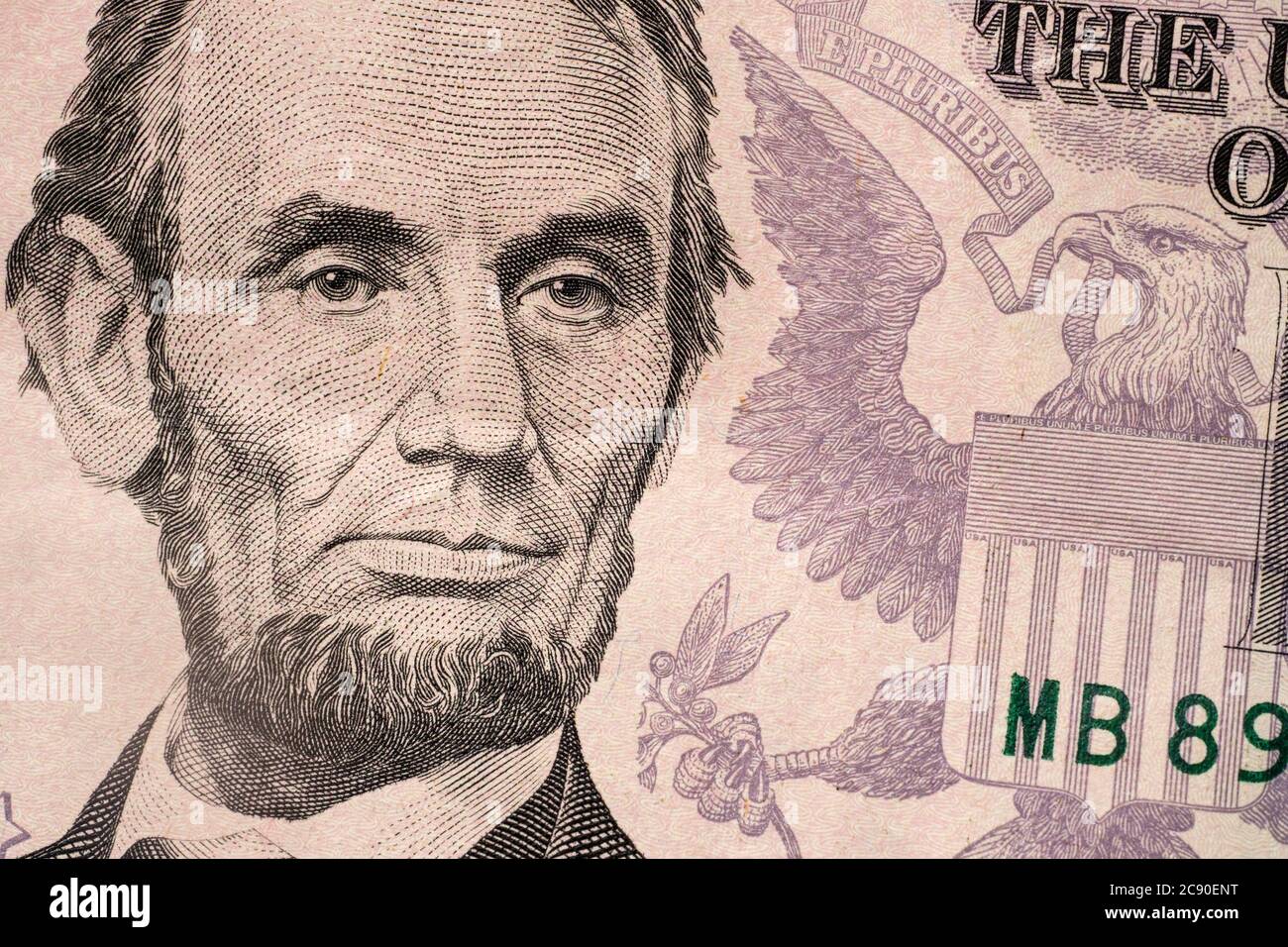 Primo piano di un conto di cinque dollari USA Foto Stock