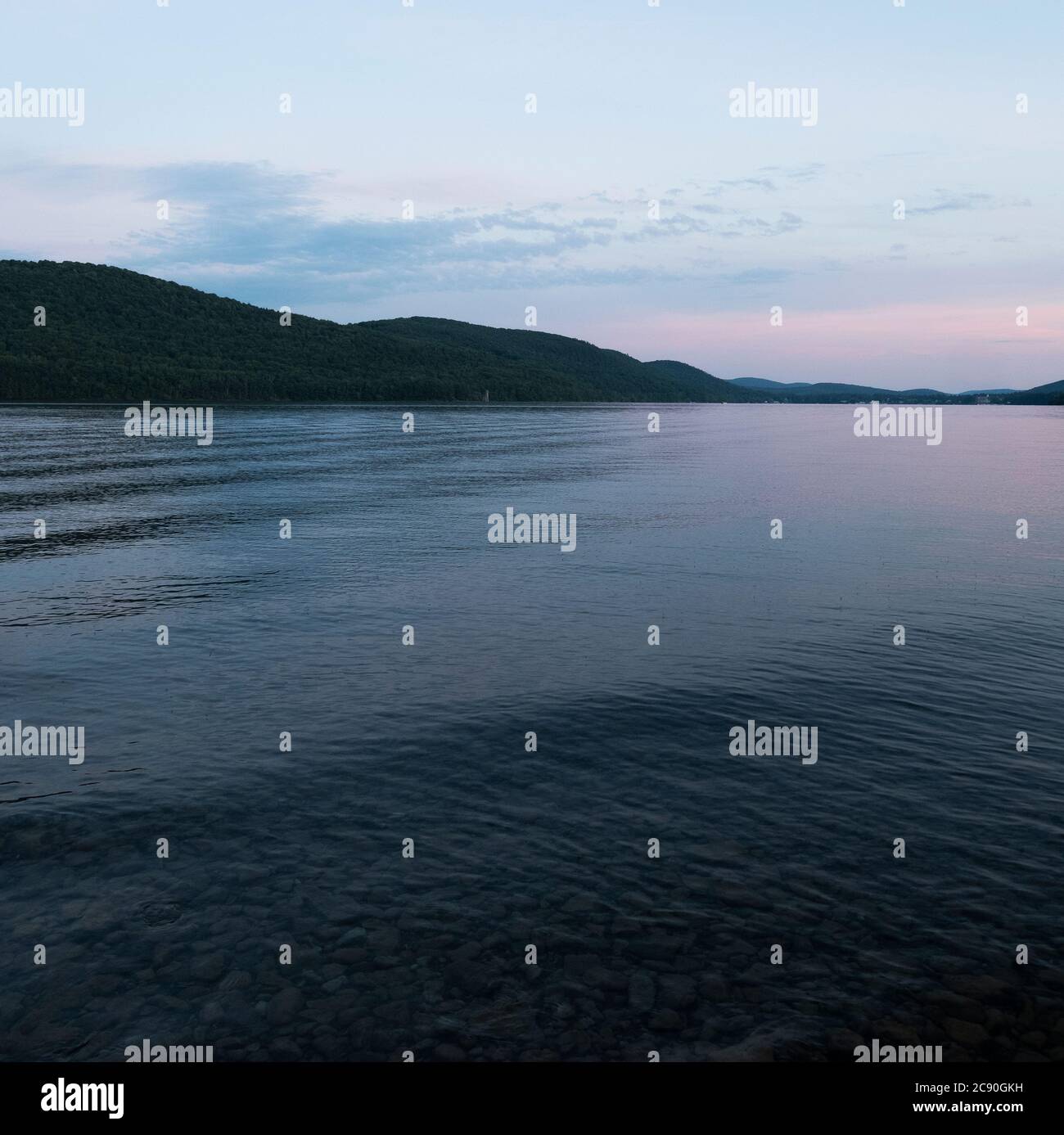 USA, lago Otsego al crepuscolo Foto Stock