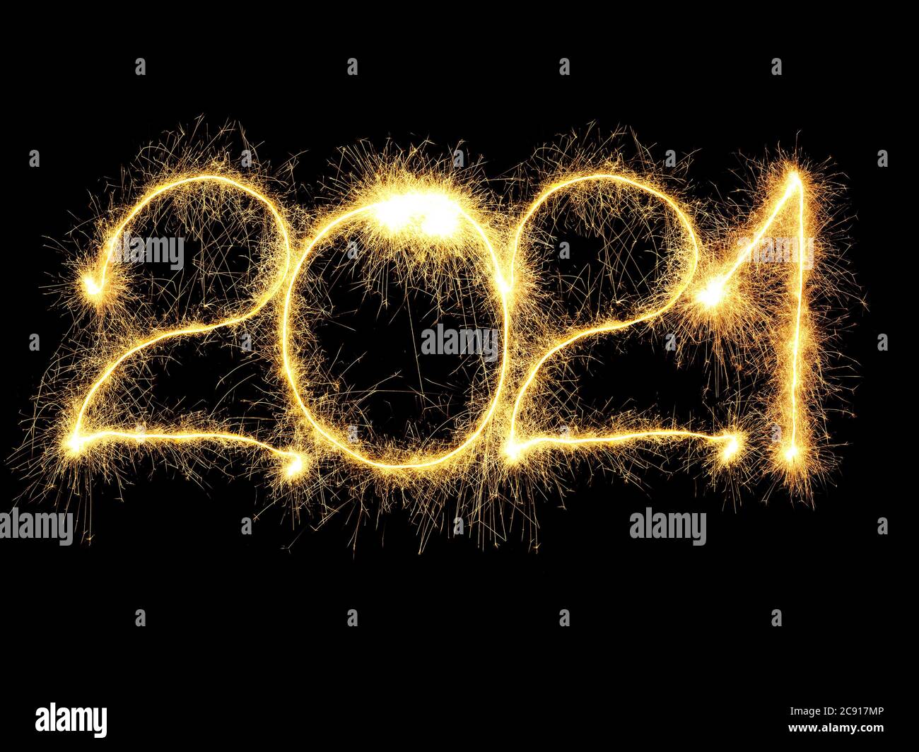 Capodanno 2021 organizzato da cifre che si scrisano su sfondo nero Foto Stock