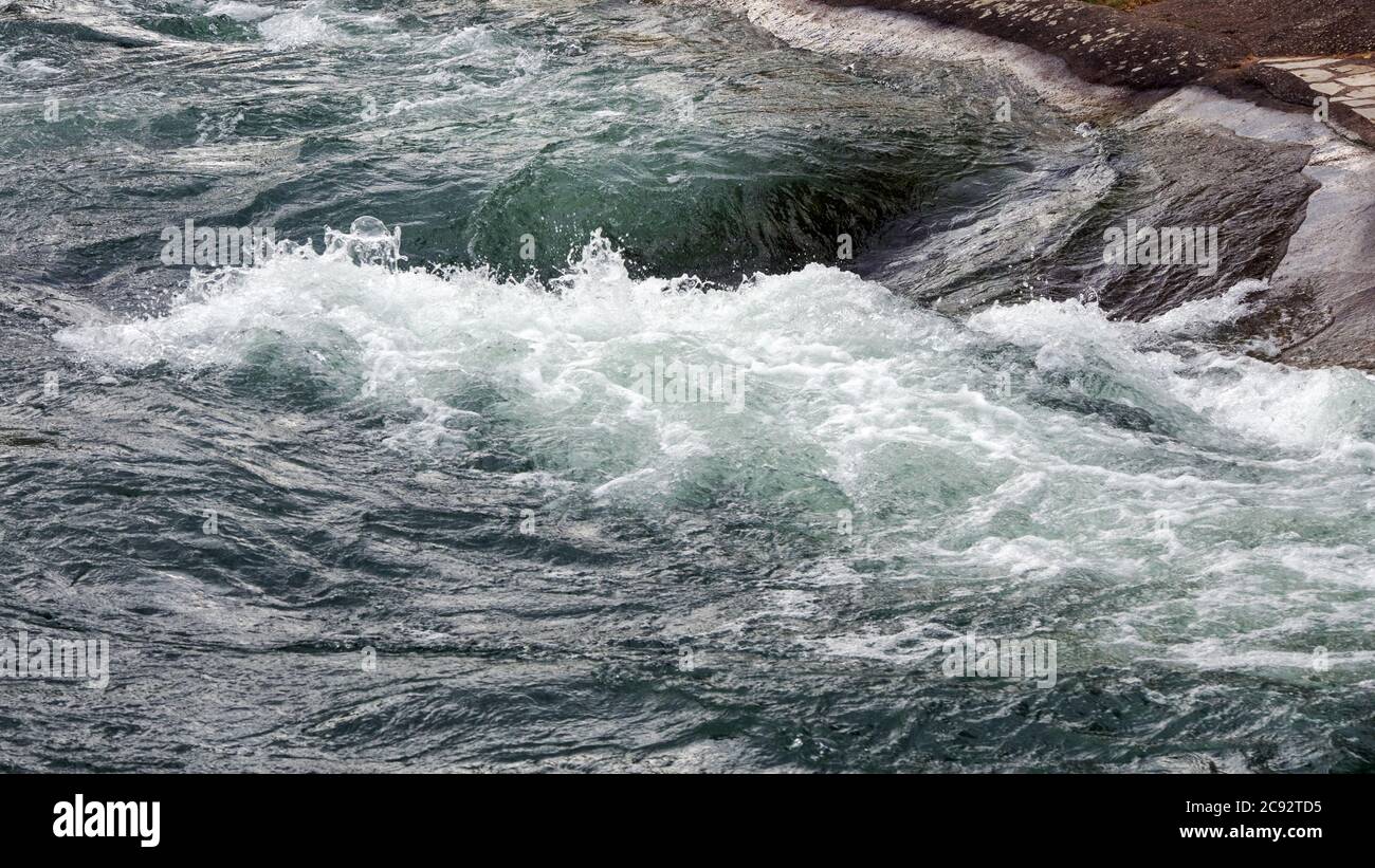 Le forze schiaccianti della natura Foto Stock