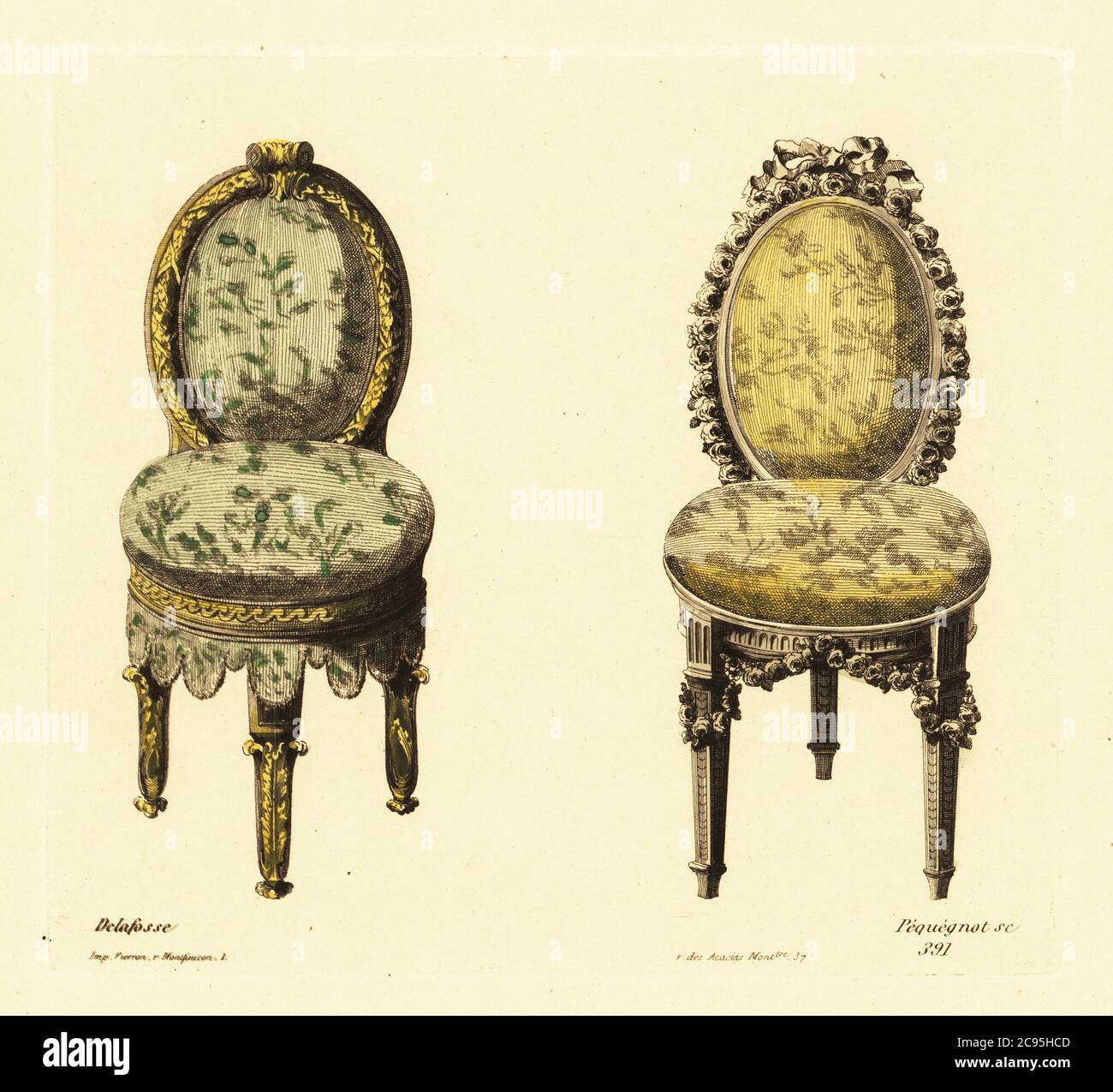 Salotto tre gambe sedie in legno intagliato e ricca tappezzeria in stile Luigi XVI. Incisione a mano di Pequegnot dopo un’illustrazione di Jean Charles Delafosse da Auguste Pequegnot’s ornaments vases et decorations diapers les maitres, Pierron, Parigi, 1856. Jean-Charles Delafosse è stato un architetto e designer francese nel gout antico o Luigi XVI stile 1734–1789. Foto Stock