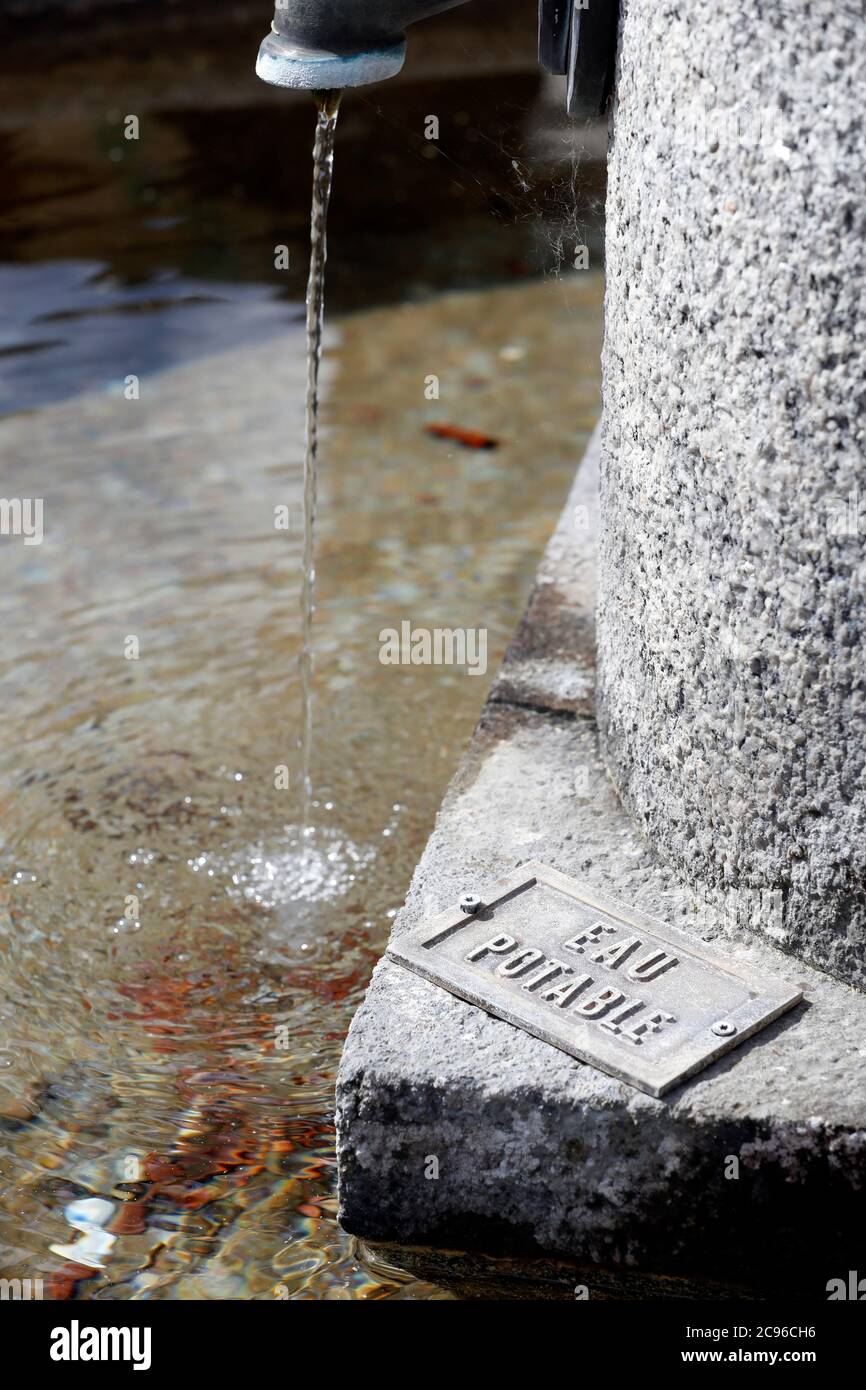 Fontana di acqua potabile. Megeve. Francia. Foto Stock