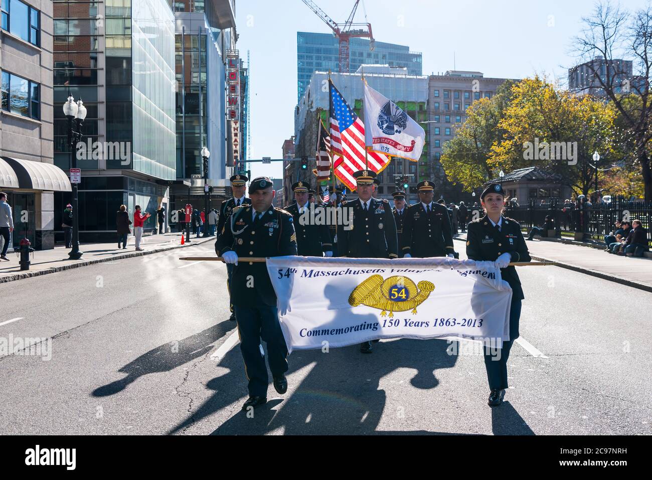 Boston, Massachusetts. 11 Novembre 2018. Soldati del 54esimo reggimento volontario del Massachusetts della Guardia Nazionale di massa. Foto Stock