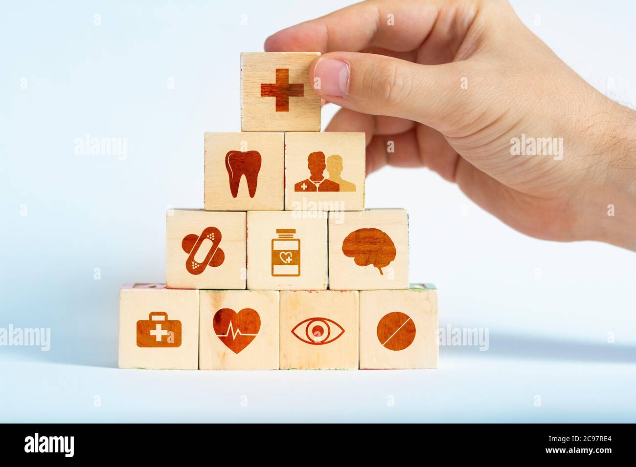 Blocchi in legno con healthcare medical icone Foto Stock