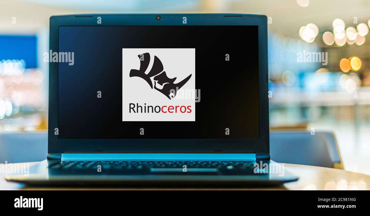 POZNAN, POL - 16 GIU 2020: Computer portatile con logo Rhinoceros, una grafica commerciale 3D per computer e applicazioni CAD (computer-Aided Design) Foto Stock