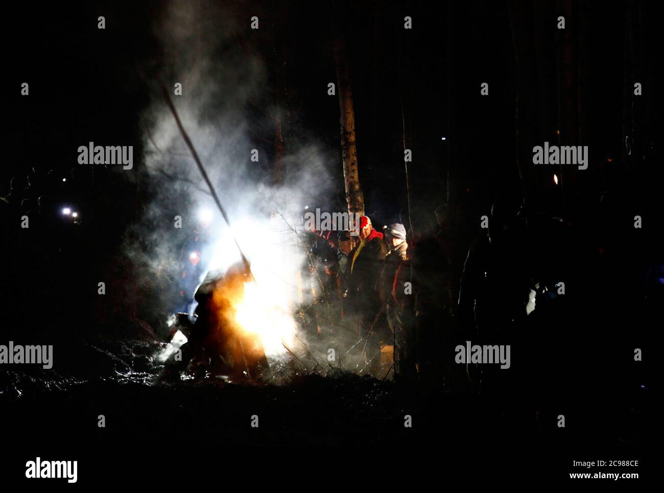 Åsbro, Svezia 2011 una delle competizioni enduro più impegnative del mondo, Novemberkåsan a Åsbro, appena a sud di Örebro. Novemberkåsan è uno degli eventi motociclistici più antichi e più grandi della Svezia. Si tiene dal 1915. Foto Gippe Gustafsson Foto Stock